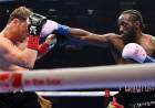 Terence Crawford venció a Canelo Álvarez y es nuevo campeón unificado supermediano