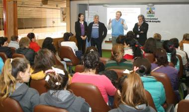 Se realizó disertación de Buenas Prácticas de Manufactura