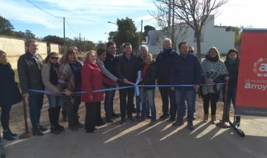 EL INTENDENTE CRAVERO FIRMÓ DECRETOS DE ADJUDICACIÓN DE OBRA POR MÁS 17 MILLONES DE PESOS Y DEJÓ INAUGURADA LA PRIMERA ETAPA DE LA OBRA DEL MASTER DESAGÜE DE CALLE MITRE 