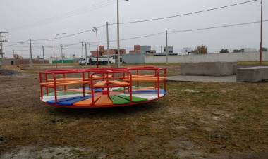 Se ultiman detalles en la Plazoleta Monseñor Juan O. Vidotto