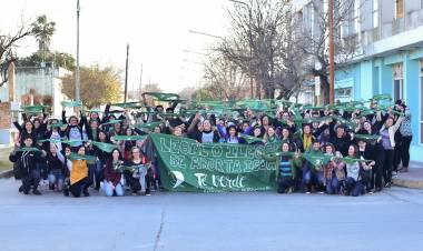 Se realizo la 1era Charla Informativa - Aborto Legal., el pasado Domingo en el bar “Club Social”  