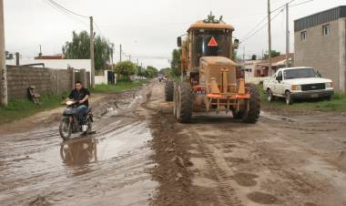 ARREGLOS Y MANTENIMIENTOS EN CALLES DE TIERRA