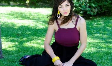 Feminismo, hombres y abusos: así será el libro de Thelma Fardin.  Que opinas?