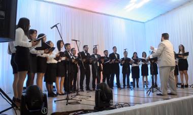 En el marco del 25 de Mayo una Noche de Gala Inolvidable