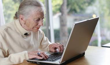 Integración de las personas mayores a la Tecnología