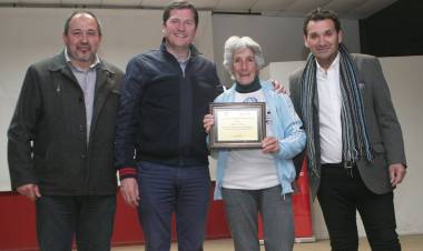 Elba Selva, pasó por nuestra ciudad, una histórica del fútbol femenino