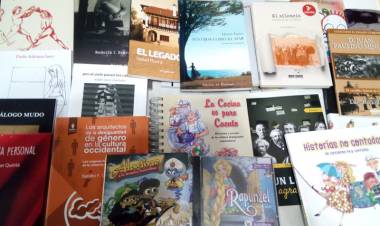 Nuestra biblioteca recibe una importante donación de libros