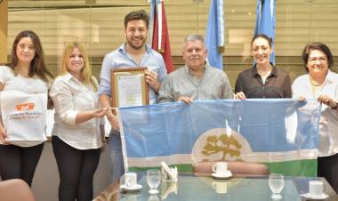 Mariano Guardianelli es reconocido como "Vecino Destacado"