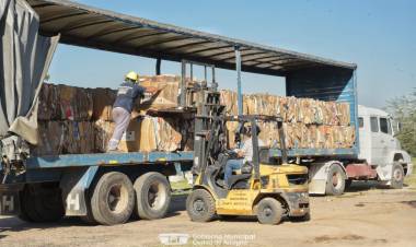 El Gobierno Municipal vendió por primera vez más de 15000 kilos de cartón para reciclaje