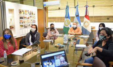 IMPORTANTE REUNIÓN VIRTUAL DEL INTENDENTE MUNICIPAL CON FRANCESCO TONUCCI