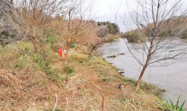 GRAN TRABAJO DE DESMALEZADO Y LIMPIEZA EN EL BALNEARIO