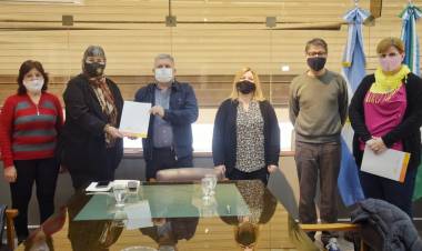 EL INTENDENTE GUSTAVO BENEDETTI GESTIONÓ UN IMPORTANTE BENEFICIO PARA ACERCAR