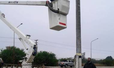 SE REALIZAN MEJORAS EN LOS CENTROS VECINALES DESDE EL MUNICIPIO