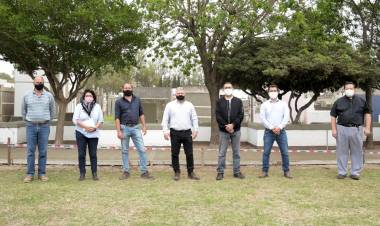 EL INTENDENTE GUSTAVO BENEDETTI Y EL PRESIDENTE DE AMA IVÁN RIVAROLA, VISITARON LAS MEJORAS EN EL CEMENTERIO MUNICIPAL