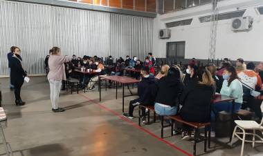 LA DIRECCIÓN DE ADICCIONES VISITÓ EL CENTRO EDUCATIVO CENMA