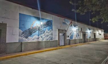 NUEVA LUMINARIA PARA EL TEATRILLO MUNICIPAL