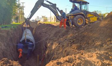 OBRAS HISTÓRICAS: INICIO LA OBRA DE DESAGÜES SOBRE CALLE VAUDAGNA
