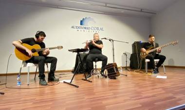 DIÓ COMIENZO EL CICLO UNPLUGGED EN EL AUDITORIO CORAL
