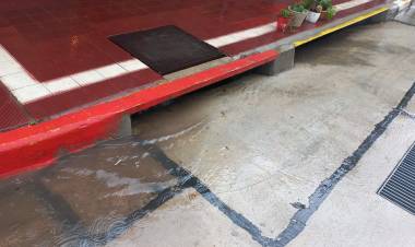 FRENTE A LAS PRIMERAS PRECIPITACIONES, FUNCIONA CON ÉXITO LA MEGA OBRA DE DESAGÜES, QUE SE HA LLEVADO A CABO EN CALLE MITRE