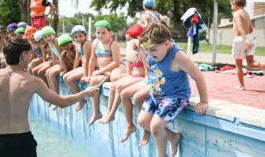 MÁS DE 250 NIÑOS Y NIÑAS CONCURREN A LA ESCUELITA DE VERANO MUNICIPAL 2023