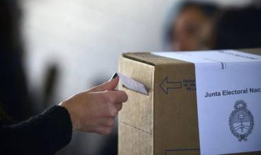 DECRETO Nº 130 – F/23 CONVOCATORIA A ELECCIONES