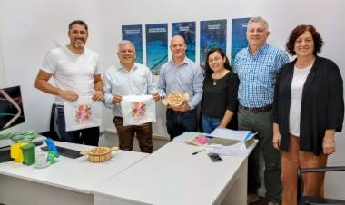 Importante reunión en el Ministerio de Ambiente