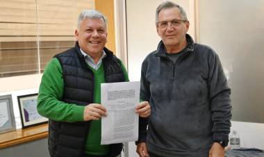Cloacas en el Sur de Arroyito: la espera terminó