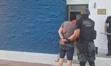 ARROYITO: UN DETENIDO POR VENDER COCAÍNA Y MARIHAUNA EN INMEDIACIONES A SU VIVIENDA