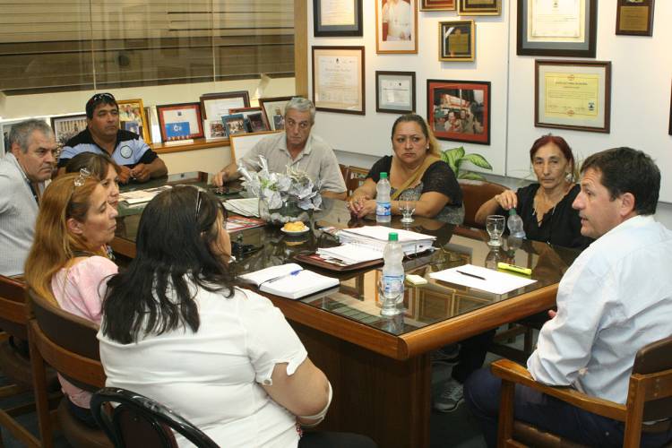 El Intendente se reunió con integrantes del Ctro. Vecinal Xanaes