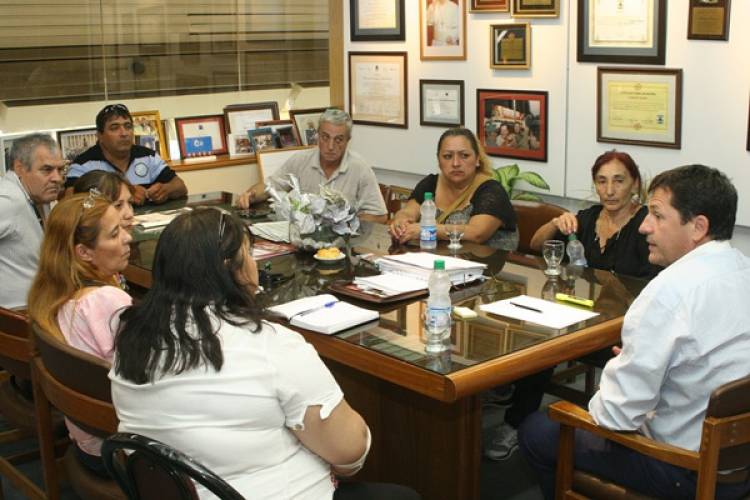 El Intendente se reunió con integrantes del Ctro. Vecinal Xanaes