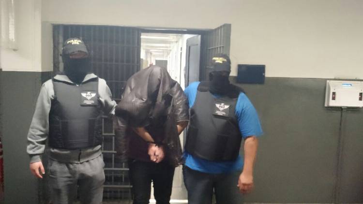 CON PEDIDO DE DETENCIÓN, SE ENTREGÓ EL CUARTO INTEGRANTE DE LA BANDA NARCO QUE OPERABAN EN ALMAFUERTE Y CÓRDOBA