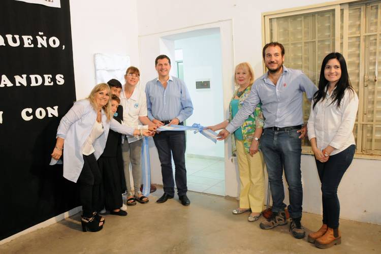 Acto del Día del Trabajador e Inauguración: Núcleo de Sanitarios en Arroyo de los Leones