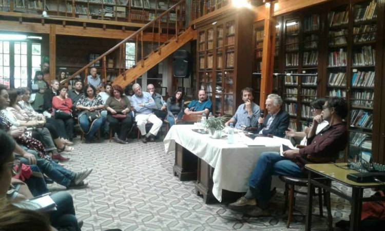 Conferencia en Córdoba: “Aportes, obstáculos y desafíos de la historia cultural”