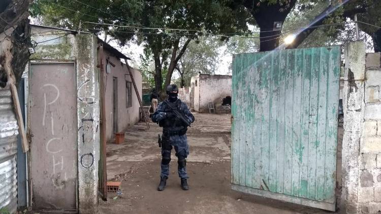 TRES PUNTOS DE VENTA CERRADOS Y DOS DETENIDOS EN OPERATIVO CONTRA EL NARCOMENUDEO EN RÍO CUARTO
