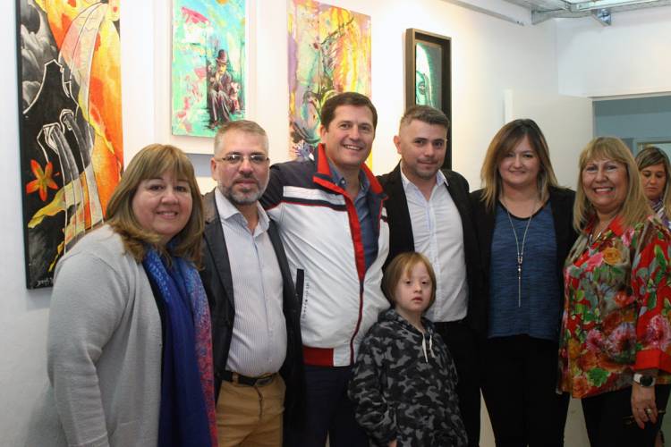 Se inauguró la muestra de Pinturas de Edgardo “Bocha” Brizuela