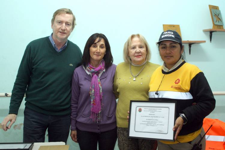 Entrega de Certificados a Inspectores de Tránsito