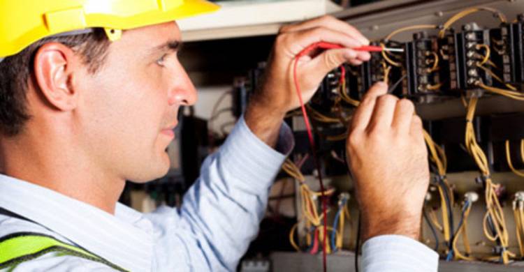 Curso de Auxiliar Electricista