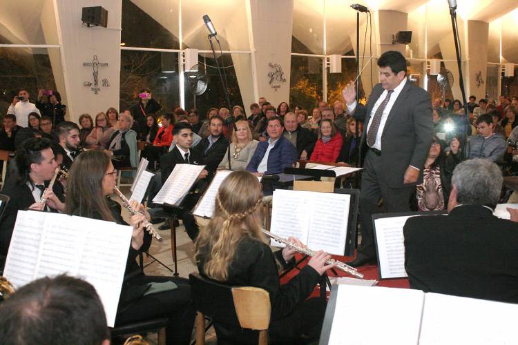 Exitoso Concierto Homenaje 40 años de la Banda Sinfónica Municipal