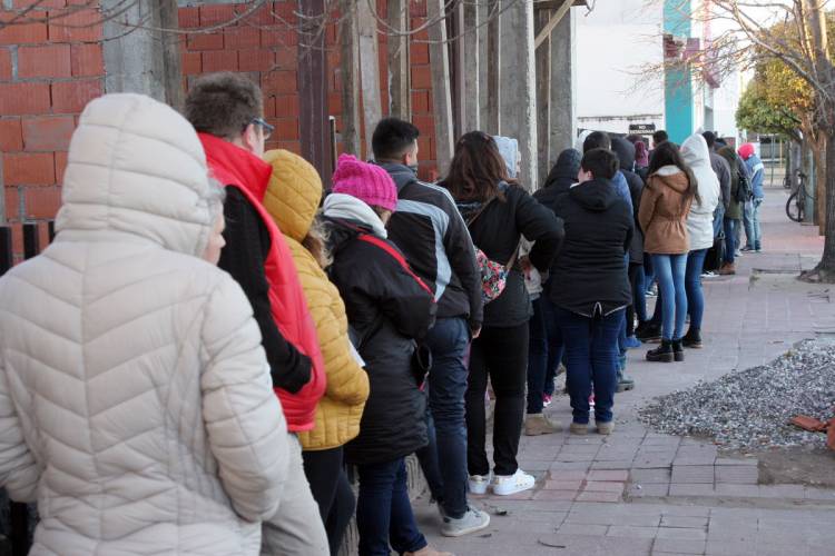 RECEPCIÓN DE FORMULARIOS PARA PUESTOS DE TRABAJOS DE LA ANÓNIMA