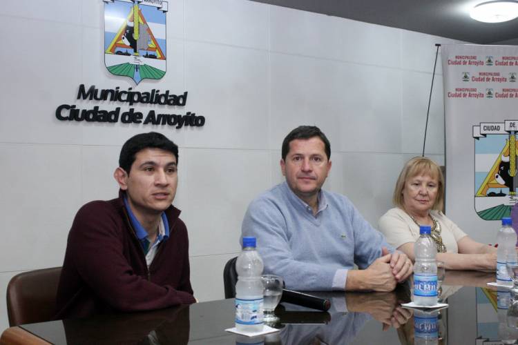 VISITO ARROYITO ALTO FUNCIONARIO DE SEDRONAR 
