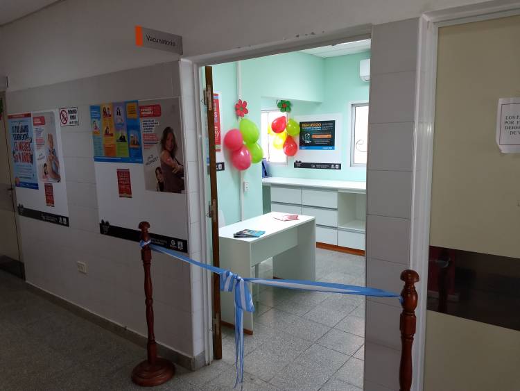 SE INAUGURÓ EL NUEVO VACUNATORIO EN HOSPITAL MUNICIPAL