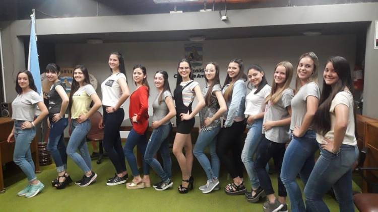 Se concretó una reunión con postulantes para Reina de Arroyito