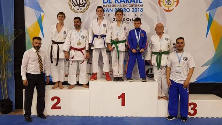 Importantes Logros del Karate de Arroyito en Buenos Aires 
