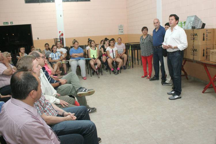 EL MUNICIPIO DE ARROYITO SIGUE APORTANDO AL DEPORTE