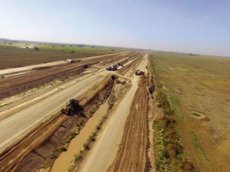 Más de 200 despedidos y obra paralizada en la autopista 19
