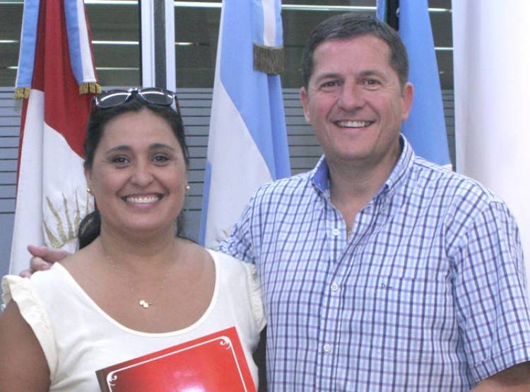 El Intendente entregó subsidio a la Fundación Infancia Segura