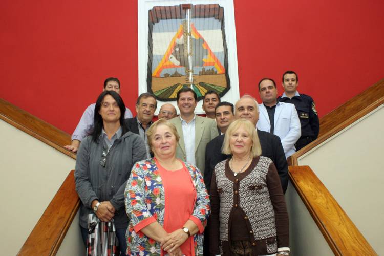 EL INTENDENTE CRAVERO SE REUNIÓ CON AUTORIDADES DE LA P.F.A. E INTENDENTES  DE LA RUTA N° 19