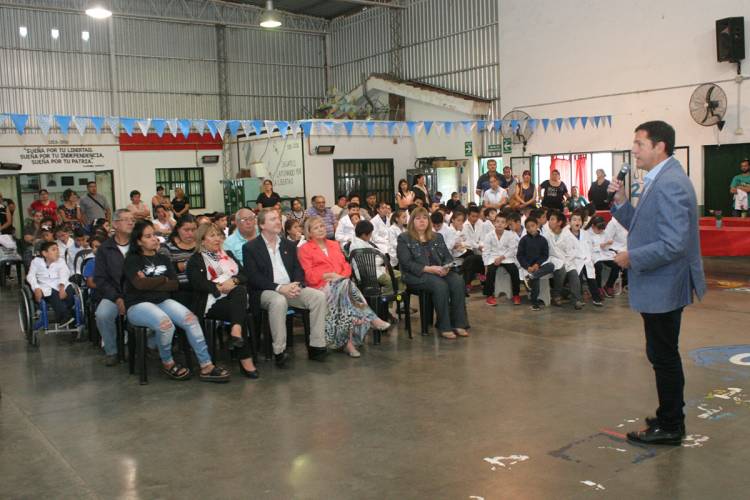 Se conmemoró el 37° aniversario de la gesta de Malvinas en la escuela Claudio C. Juárez