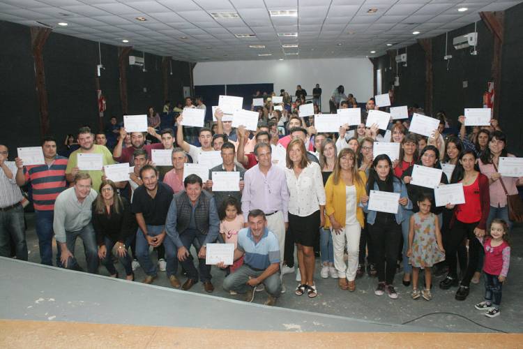 Se entregaron los Certificados de los cursos CEDER 2018