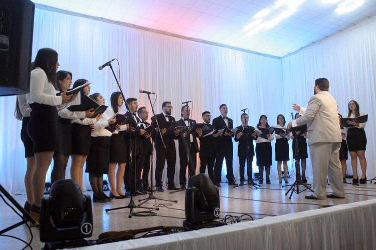 En el marco del 25 de Mayo una Noche de Gala Inolvidable